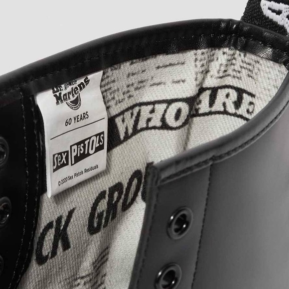 NIB SEX PISTOLS DR. MARTEN 1460 LIMITED EDITION BLACK LEATHER COMBAT ARMY BOOTS - Picture 8 of 9